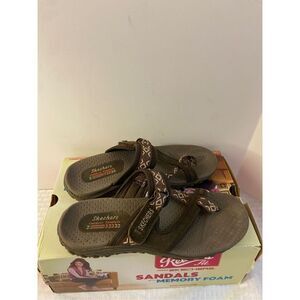 Skechers outdoor sandals size 7